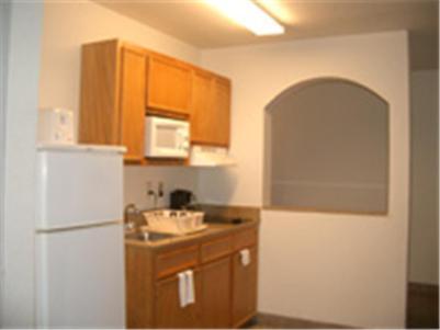 Americas Best Value Inn & Suites-Winnie Buitenkant foto