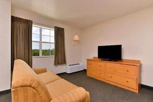 Americas Best Value Inn & Suites-Winnie Buitenkant foto