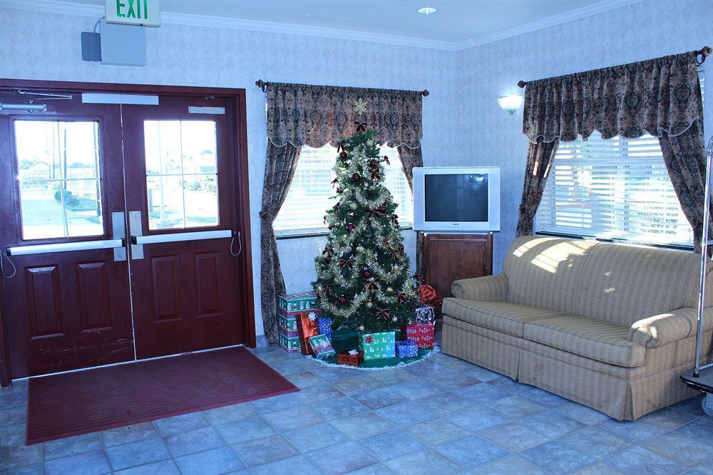 Americas Best Value Inn & Suites-Winnie Buitenkant foto